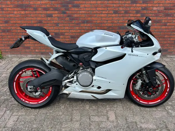 2014 Ducati 899 Panigale - Bieden (1/1)