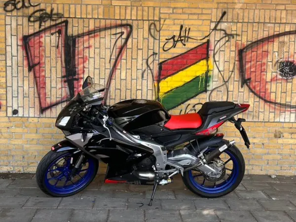 2007 Aprilia RS 125 - €3,999 · Bidding (1/1)