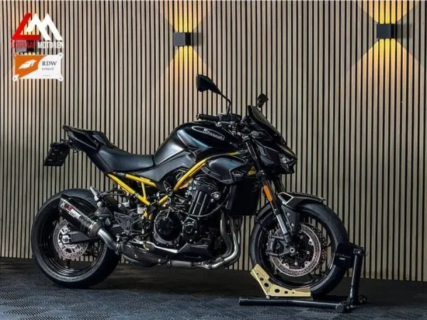Year unknown Kawasaki Z900 PERFORMANCE-2026-Quickshifter - €11,999 (1/1)