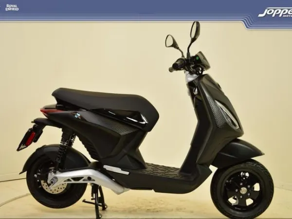 2023 Royal Enfield scram411 (bj 2022) - € 3.199 (1/1)