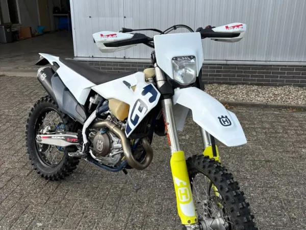 2021 Husqvarna FE450 2021 - € 7.250 (1/1)