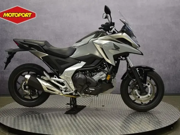 2024 Honda NC 750 - € 9.499 (1/1)