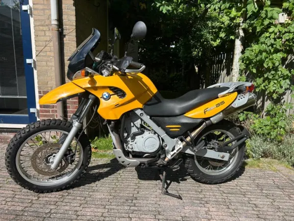 2000 BMW F650GS | 2000 | 50.408 km | ABS | Handvatverwarming - € 3.000 · Bieden (1/1)