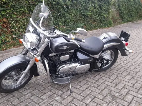 Year unknown Suzuki Intruder C 800 - €4,750 · Bidding (1/1)