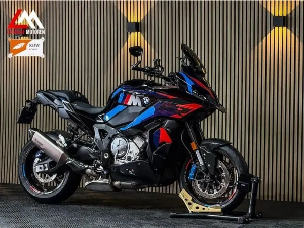 Bouwjaar onbekend BMW M 1000 XR — Akrapovic - € 30.999 (1/1)