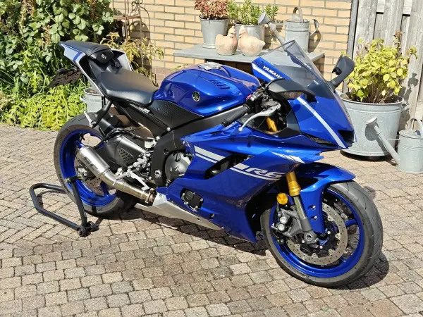2017 Yamaha YZF-R6 - €17,500 (1/1)