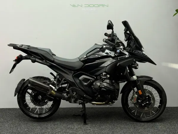 2025 BMW R 1300 GS Triple Black - €22,945 · Bidding (1/1)