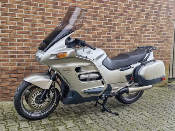 1990 Honda ST 1100 - € 1.499 (1/1)