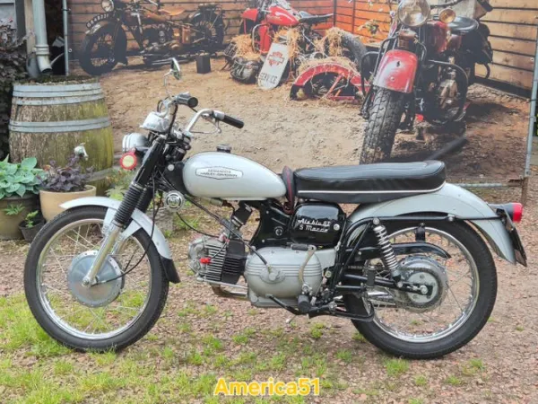 1966 Harley-Davidson Aermacchi 250cc ala blu GT - € 5.500 (1/1)