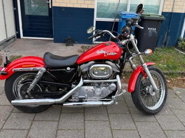 1999 Harley-Davidson 883 Hugger (1999) - € 4.900 · Bieden (1/1)