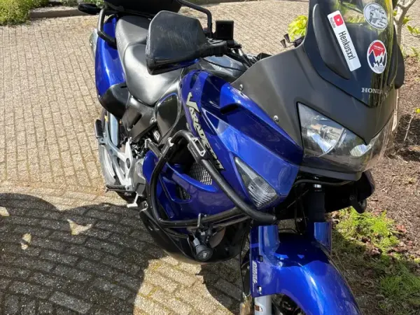 2004 Honda Varadero - € 3.450 (1/1)