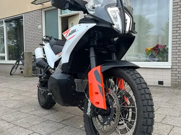 Bouwjaar onbekend KTM 790 Adventure 2023 - € 9.500 · Bieden (1/1)