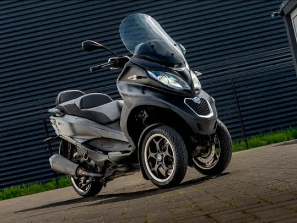 2014 Piaggio MP3 500 LT met Akrapovič Uitlaat - €3,500 (1/1)