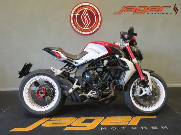 2015 MV Agusta Brutale 800 Dragster RR - € 9.950 (1/1)