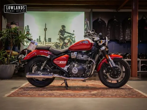 2025 Royal Enfield Super Meteor 650 - € 9.999 · Bieden (1/1)