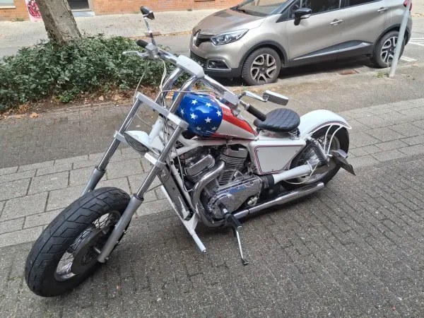 1990 Suzuki VS 700 - €2,300 (1/1)