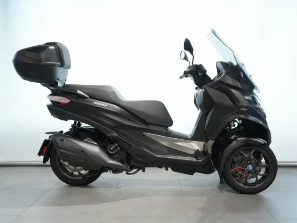 2025 Piaggio MP3 530 - € 11.990 (1/1)