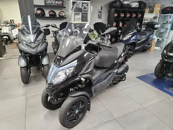 2019 Piaggio MP3 300 HPE - € 4.900 (1/1)
