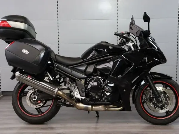 2010 Suzuki GSX 1250 FA - €5,250 (1/1)