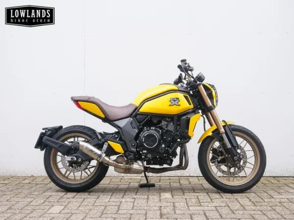 Bouwjaar onbekend Cfmoto 700 CL-X Sport (bj 2021) - € 4.995 · Bieden (1/1)