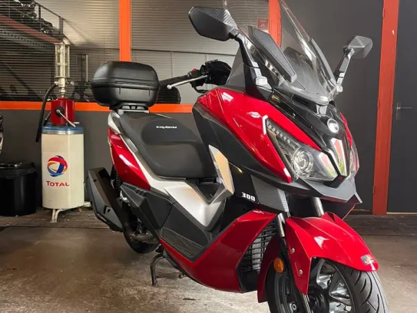 2017 SYM Cruisym 300 Motorscooter 2017 - €2,999 (1/1)
