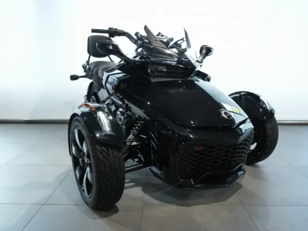 2021 Can-Am Spyder F3 - € 15.990 (1/1)