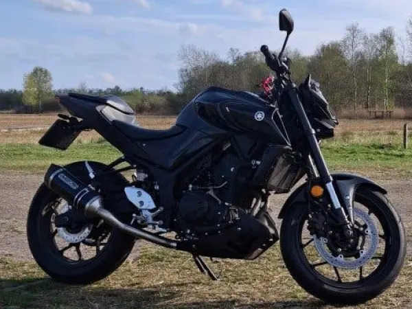 2020 Yamaha MT 03 - € 4.500 · Bieden (1/1)