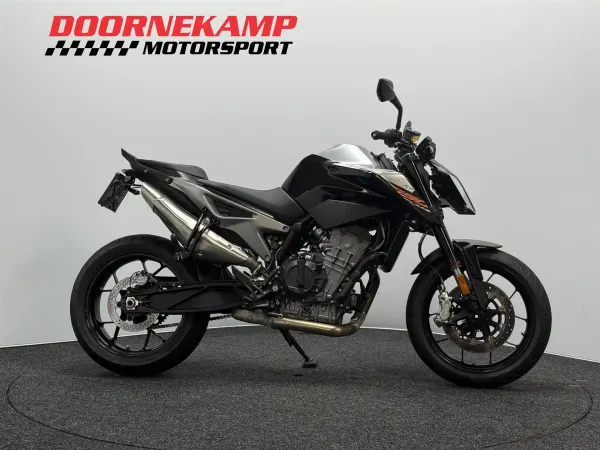 2021 KTM 790 Duke - € 7.250 (1/1)