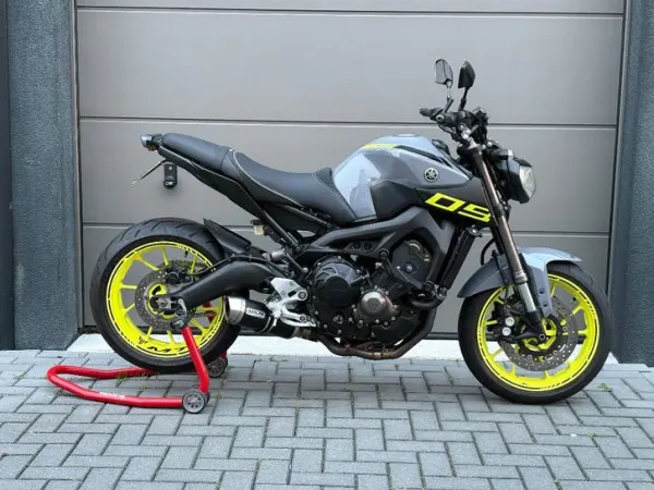 2018 Yamaha MT 09 - Gereserveerd (1/1)