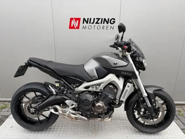 Year unknown Yamaha MT 09 - €6,199 (1/1)