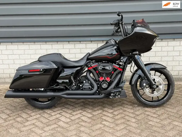 2023 Harley-Davidson Road Glide - €26,950 (1/1)