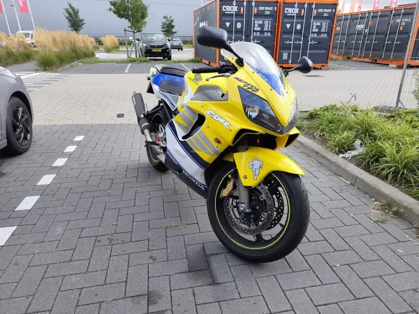 2001 Honda CBR 600 - €2,800 (1/1)