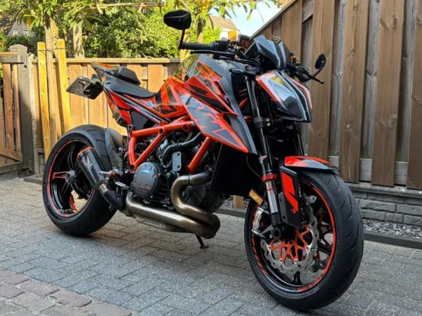 2020 KTM SuperDuke 1290R (2020) Gen3 Austin QS+ Tech Pack Cruise - Gereserveerd (1/1)