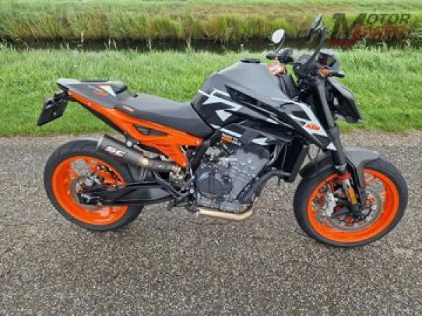 2023 KTM 890 Duke GP - € 10.199 · Bieden (1/1)