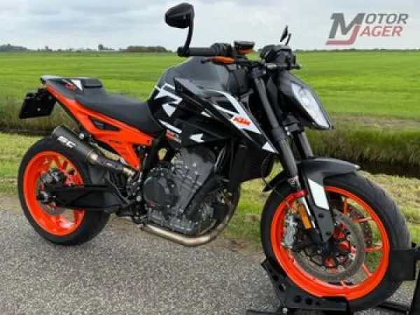 2023 KTM 890 Duke GP - €10,199 · Bidding (1/1)