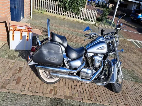 2003 Suzuki VL 1500 - € 4.000 · Bieden (1/1)