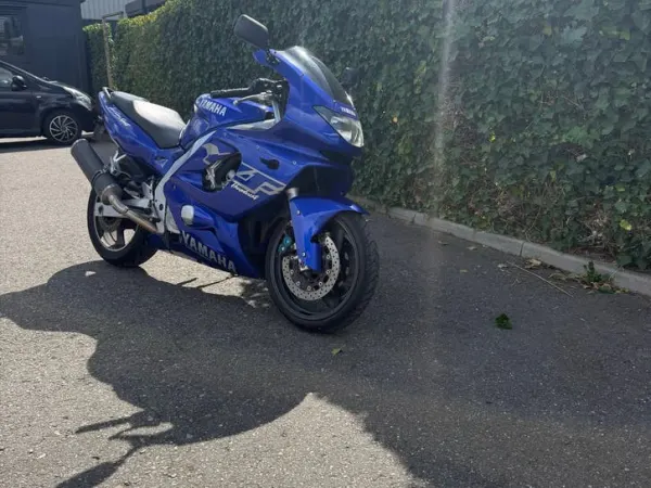 Year unknown Yamaha YZF 600 - €1,500 · Bidding (1/1)