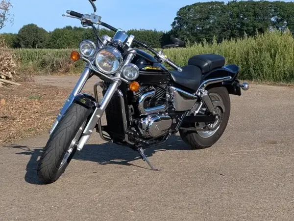 2002 Suzuki VZ 800 - €2,850 (1/1)
