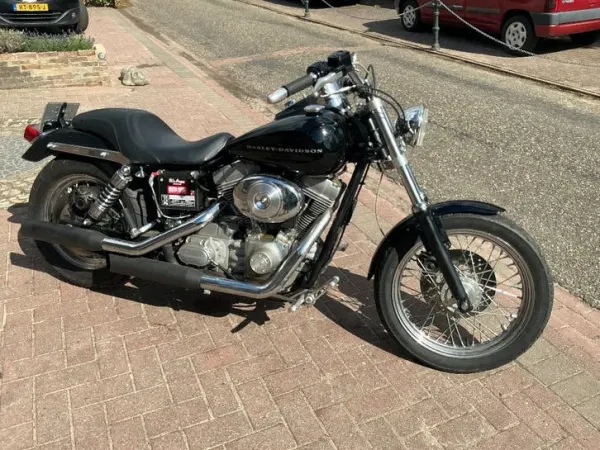 2001 Harley-Davidson Dyna Super Glide Custom Weinig kms - €6,500 (1/1)