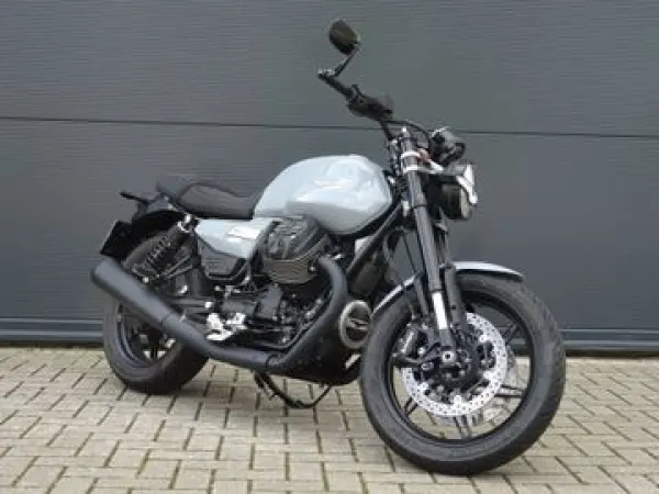 2025 Moto Guzzi V 7 Sport - € 10.949 (1/1)
