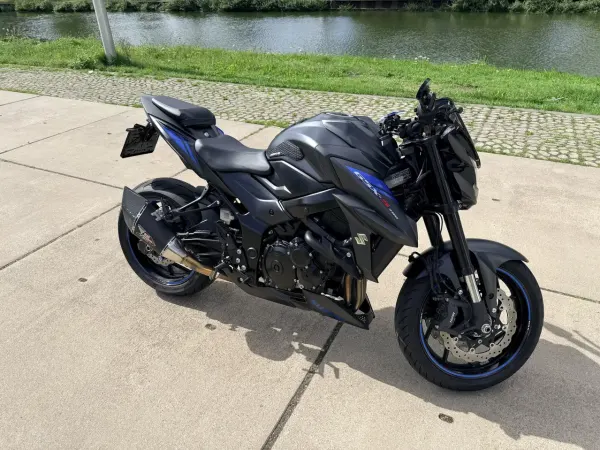 2020 Suzuki GSX-S 750 - € 8.599 (1/1)