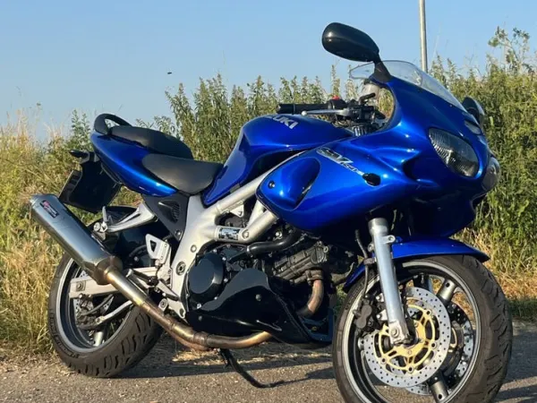 2000 Suzuki SV 650 - € 1.299 · Bieden (1/1)