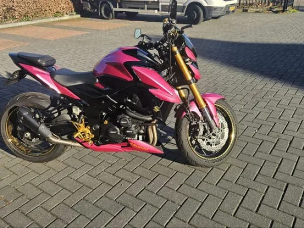 2017 Suzuki gsx-s750-lage km stand! - € 7.750 (1/1)