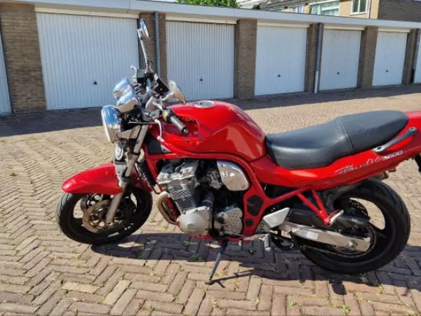 Year unknown Suzuki Bandit 600 - €999 · Bidding (1/1)