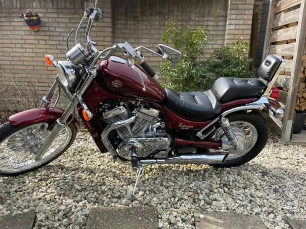 Bouwjaar onbekend Suzuki VS 800 - € 2.500 · Bieden (1/1)