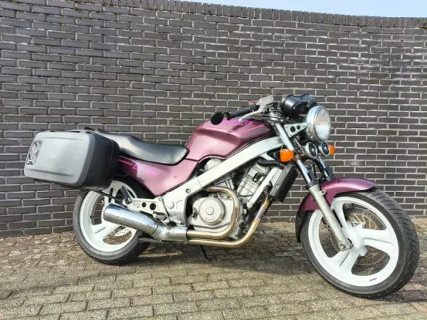 1992 Honda NTV 650 - € 995 · Bieden (1/1)