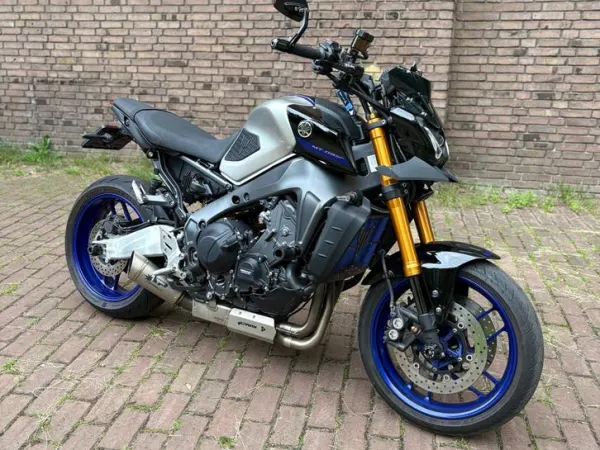 2023 Yamaha MT-09 SP A2 35kw kenteken, vol vermogen! - € 12.000 · Bieden (1/1)