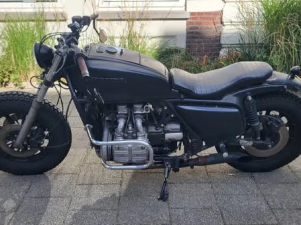 Bouwjaar onbekend Honda GL 1100 - € 1.950 · Bieden (1/1)
