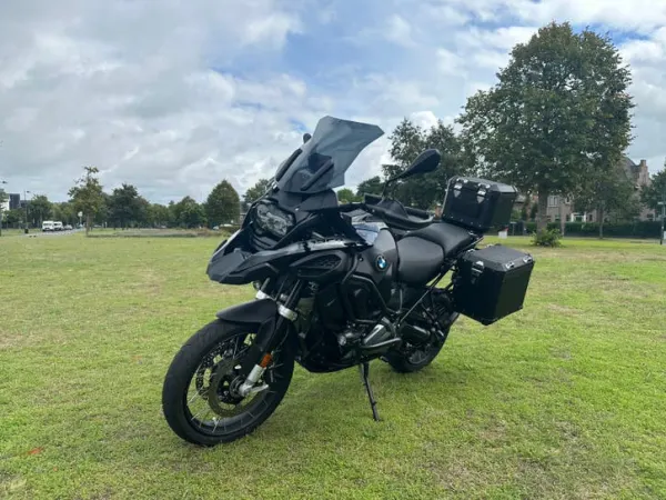 2024 BMW R 1250 GS Adventure Triple 2024 Akrapovic Final Edition - € 27.500 (1/1)
