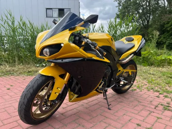 2008 Yamaha Motoren - €8,000 · Bidding (1/1)